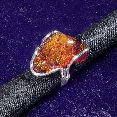 AvalonsTreasury.com: Amber Sterling Silver Ring (Page: Amber Sterling Silver Ring) [400 x 400 px]